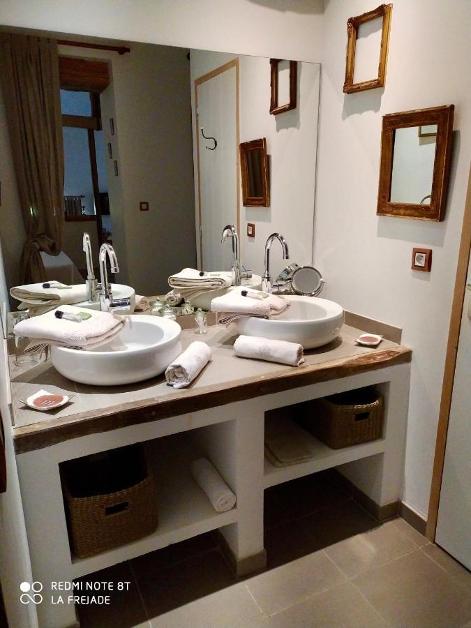 Bed and Breakfast La Frejade Lisle-sur-Tarn Zewnętrze zdjęcie
