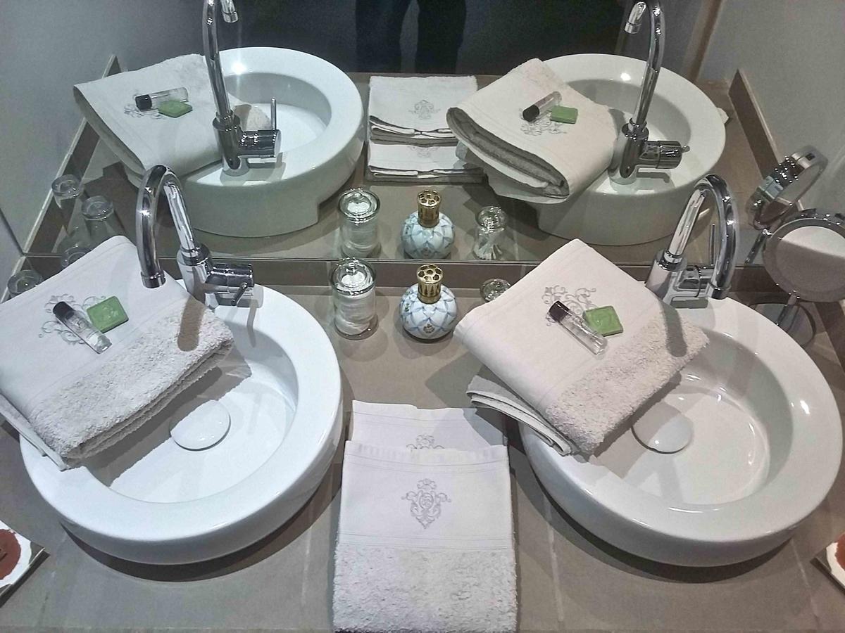 Bed and Breakfast La Frejade Lisle-sur-Tarn Zewnętrze zdjęcie
